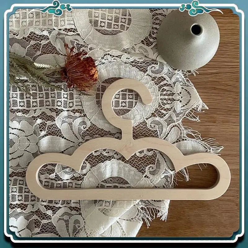 Lot de 6 Cintres en Bois Enfant